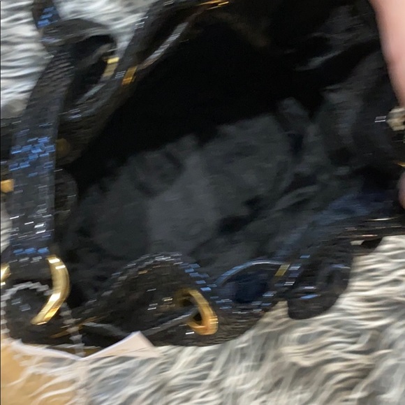 Michael Kors-Jules- Crossbody Embossed Leather Bag - Picture 5 of 5